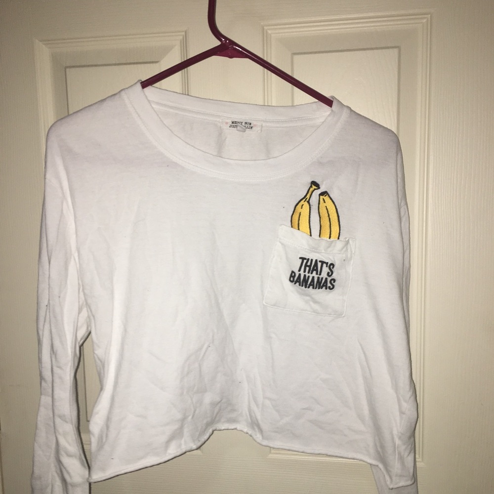 cropped log sleeve tee.